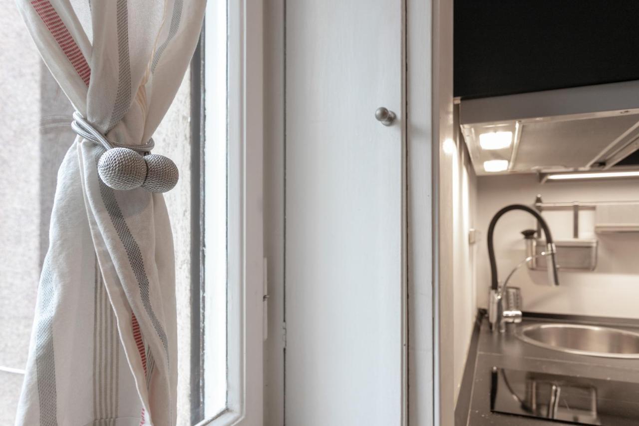 Luna Homes - Studio In Corso Sempione Milaan Buitenkant foto