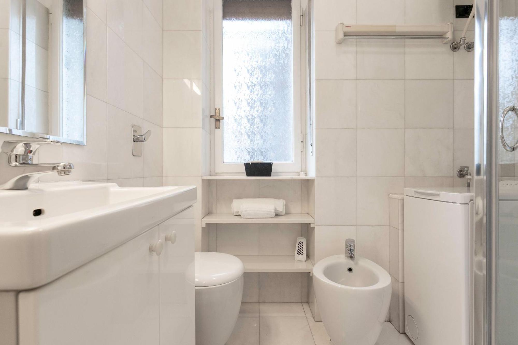 Luna Homes - Studio In Corso Sempione Milaan Buitenkant foto